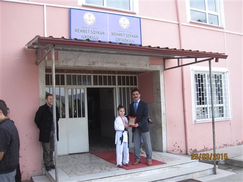 Mehmet Soykan İlkokulu Öğrencisine Anlamlı Tören